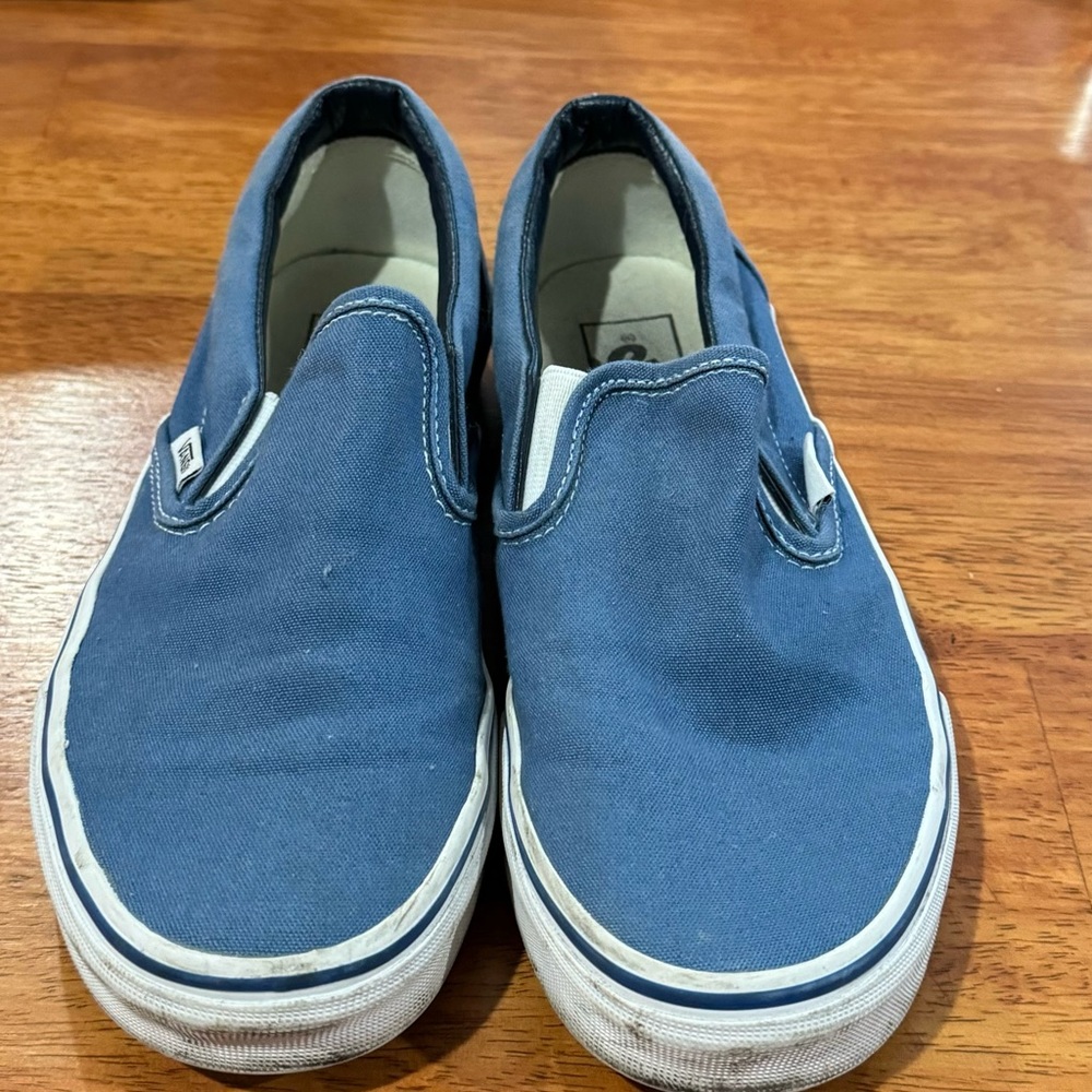 Women’s vans size 8